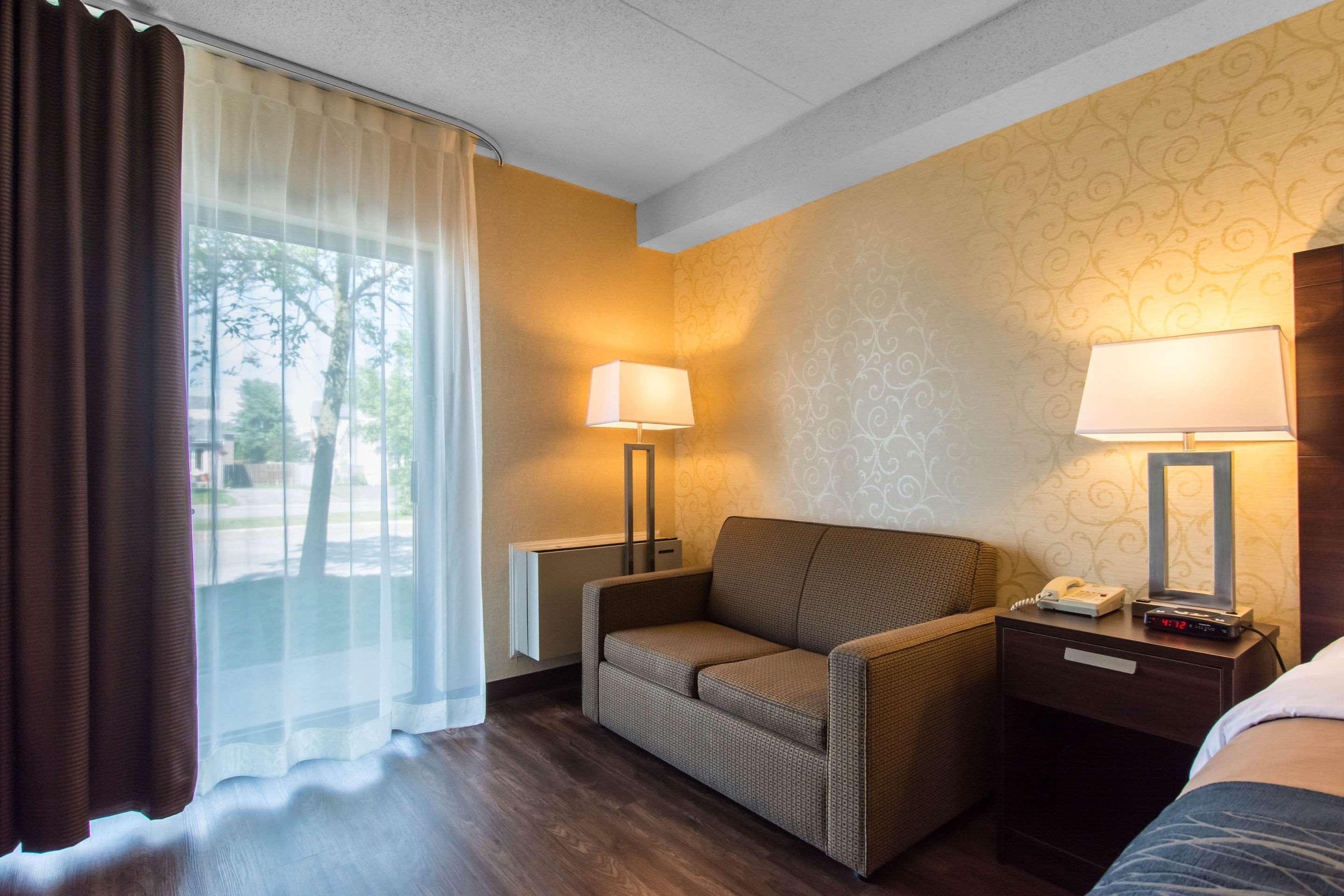 Comfort Inn Trois-Rivières Kültér fotó