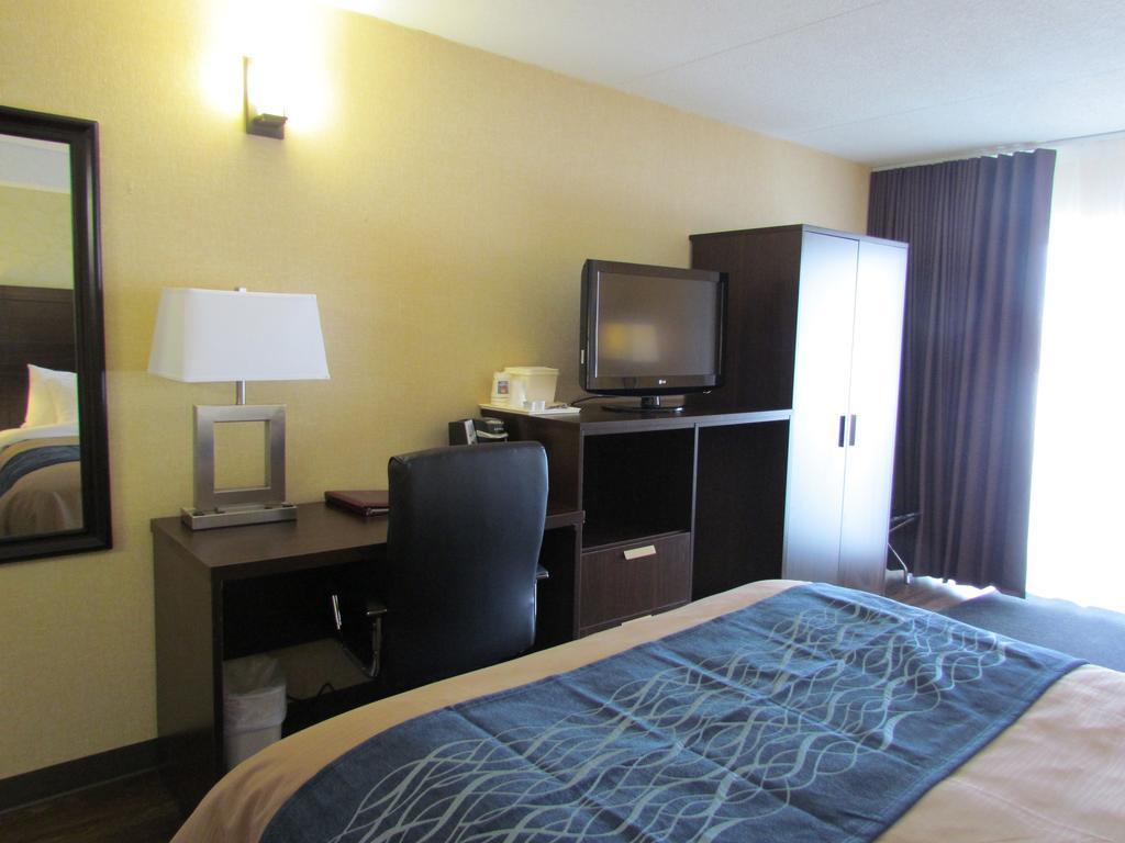 Comfort Inn Trois-Rivières Kültér fotó