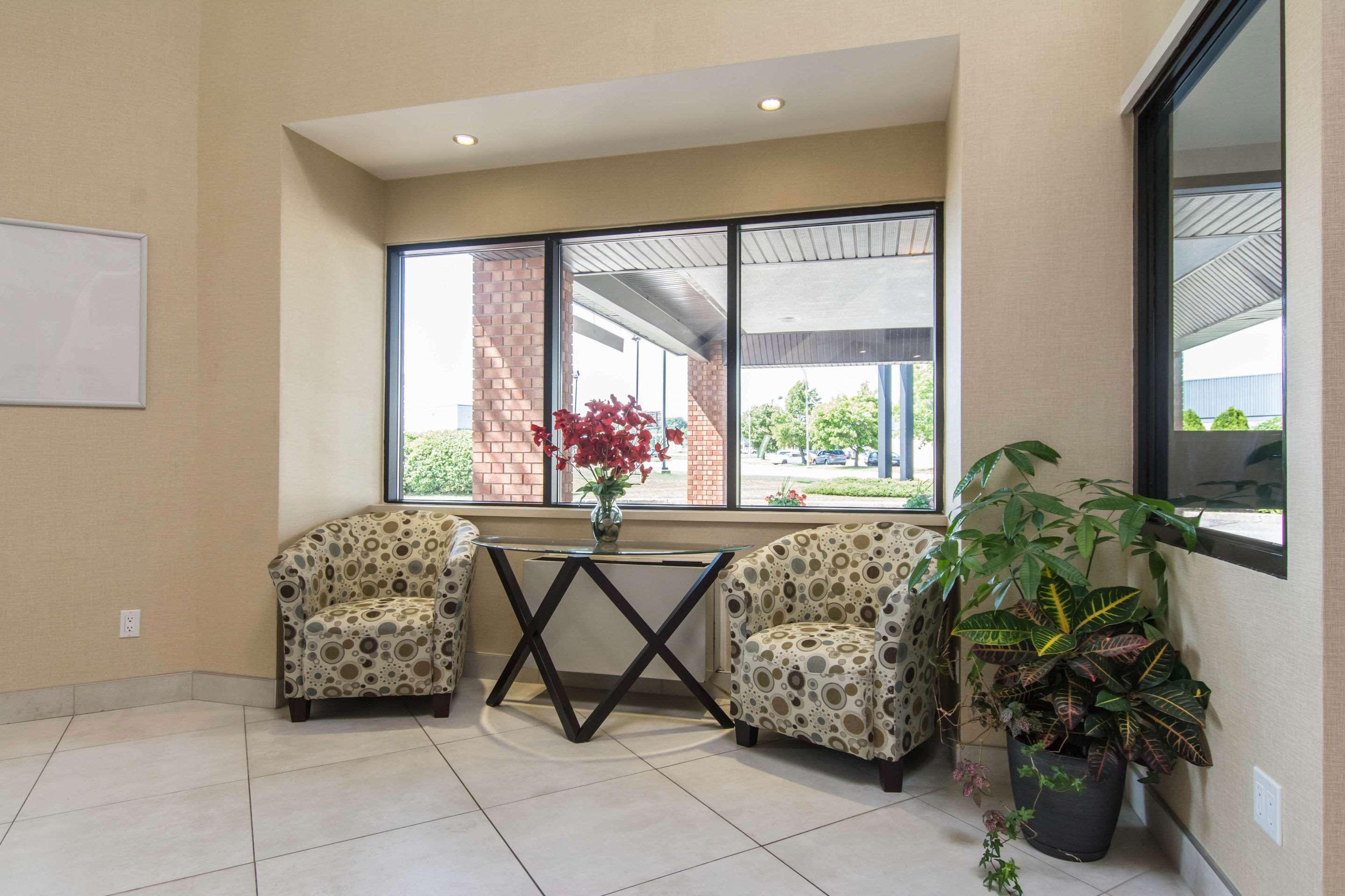 Comfort Inn Trois-Rivières Kültér fotó