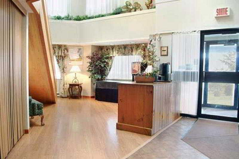 Comfort Inn Trois-Rivières Beltér fotó